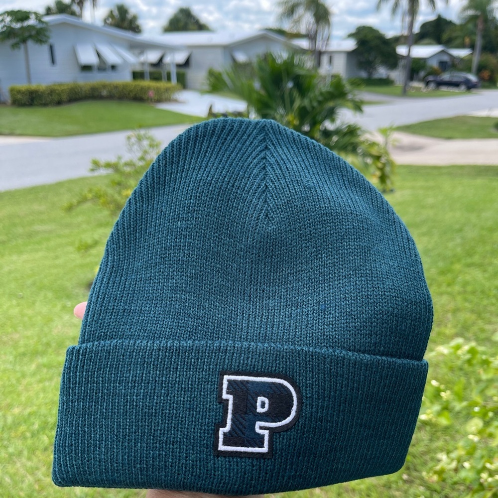 PINK VS Rib Knit Beanie In Black Ivy P Logo Graphic - Picture 2 of 12
